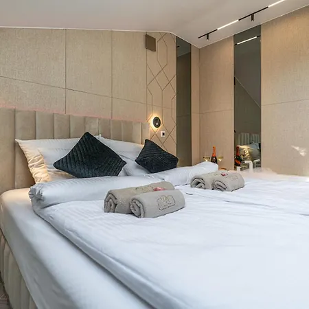 Dasto Jacuzzi Old Town Cracow Apartment Krakow