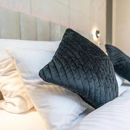 Apartamento Dasto Jacuzzi Old Town Cracow Cracóvia