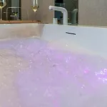 Dasto Jacuzzi Old Town Cracow Apartamento Cracóvia